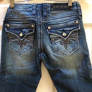 ROCK REVIVAL | Sorra Skinny Jeans w/Rhinestone